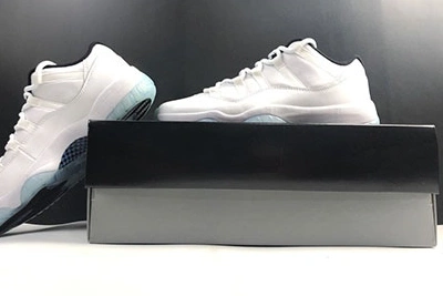 Air ”Legend 11 Blue“ Jordan 700 Sleek Low AV2187-117 0807
